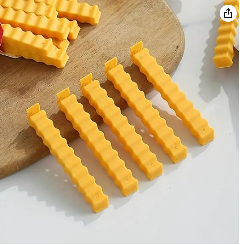 5 PCS Of Food Seal Clip Cartoon yallow fries chips Shaped Moisture Proof Food Preservation Seal Clip Food Seal Refrigerator  Cute Fries Shape Sealing Clips with Wall Magnetic Holder