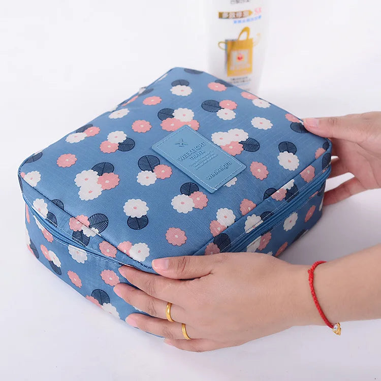 Zipper Print Cosmetic Bag Makeup Bag Waterproof Wash Pouch Portable Waterproof multifunctinal Waterproof Wash Bag for Toiletry