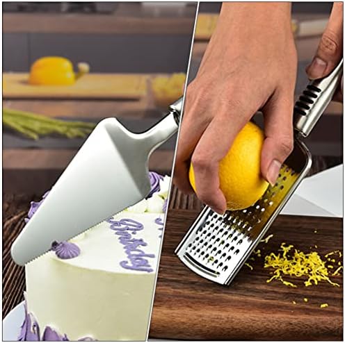 3 in 1 - Pizza cutter - cake server - Cheese grater . Pizza cutter set, pizza spatula, pizza cutter wheel, cheese planer, 3 pcs multi-functional combination set, which can be used for cutting and distributing various pizza cakes, grinding cheese, etc.