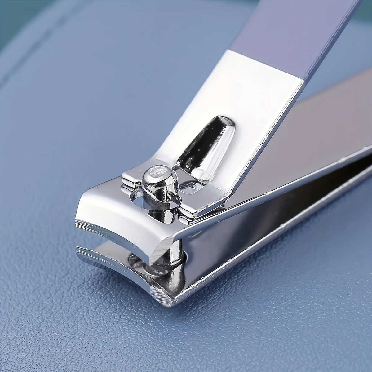 Nail Clippers Manicure Set 16pcs Nail Tool Kit with Luxury Travel Case Pedicure and Manicure Beauty Gift for Men and Women