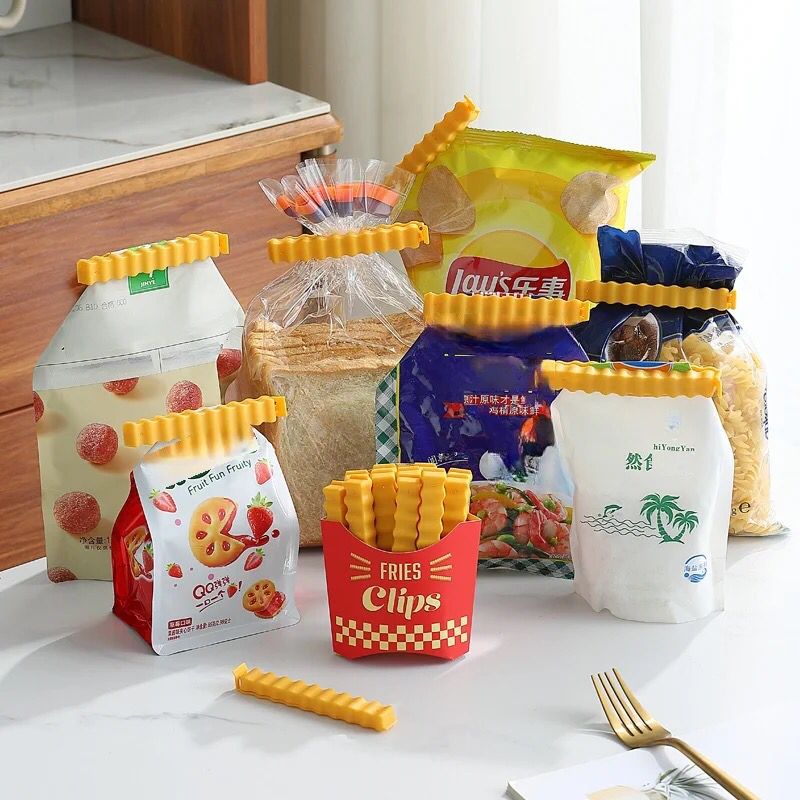 5 PCS Of Food Seal Clip Cartoon yallow fries chips Shaped Moisture Proof Food Preservation Seal Clip Food Seal Refrigerator  Cute Fries Shape Sealing Clips with Wall Magnetic Holder