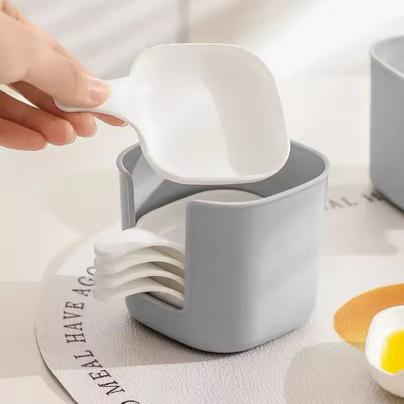 6pcs Small Tableware - 5pcs Plates with 1 Holder Set