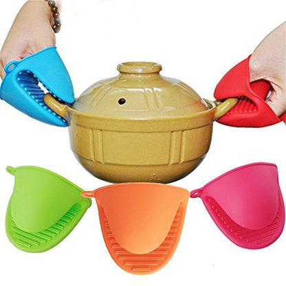 2 pcs Silicon pot holder - silicon oven mitts , heat resistant gloves , kitchen accessories anti slip baking mitts , silicon hot pot holders , best Kitchen tool