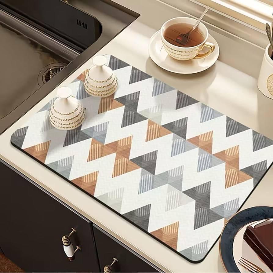 Magic Water Absorbent Anti-Slip Dish Drying/Dining Table Mat
